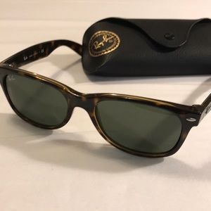 Ray ban new wayfarer sunglasses